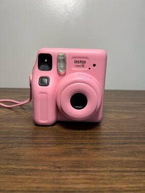 Fujifilm Instax Mini SE Instant Camera in Pink